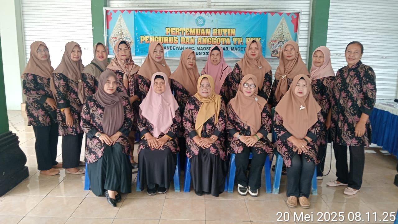 RAPAT RUTIN PENGURUS TIM PENGGERAK PKK